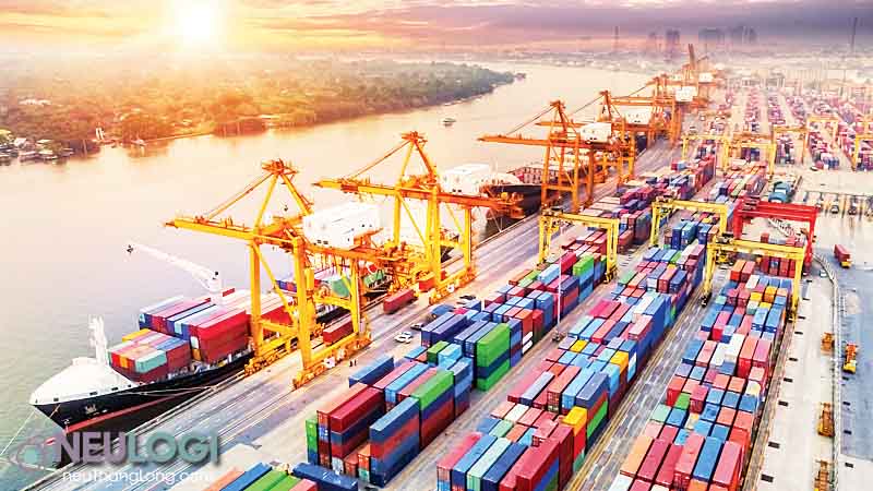 Thành phần chuỗi logistíc: Vận tải đường biển, đường bộ, hàng không, đường sắt