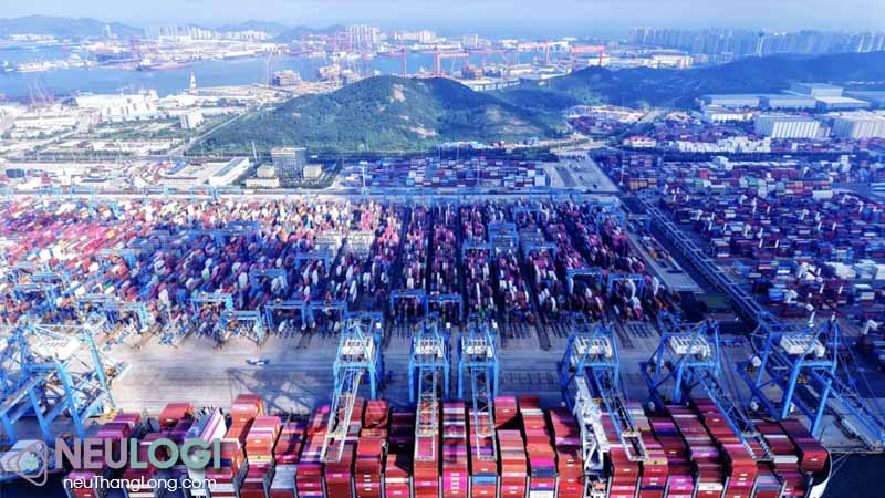 Phân tích sâu bức tranh toàn cảnh