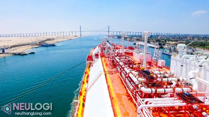 Đi qua kênh đào giảm nhiều rủi ro