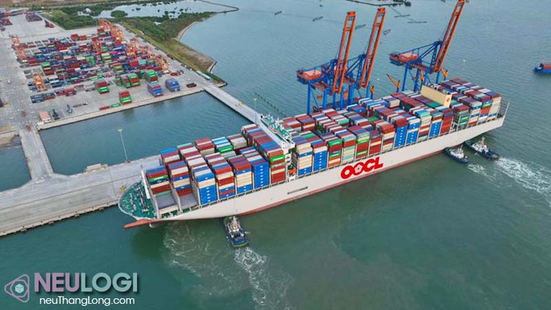 Những ưu thế tích cực của siêu tàu chở hàng container