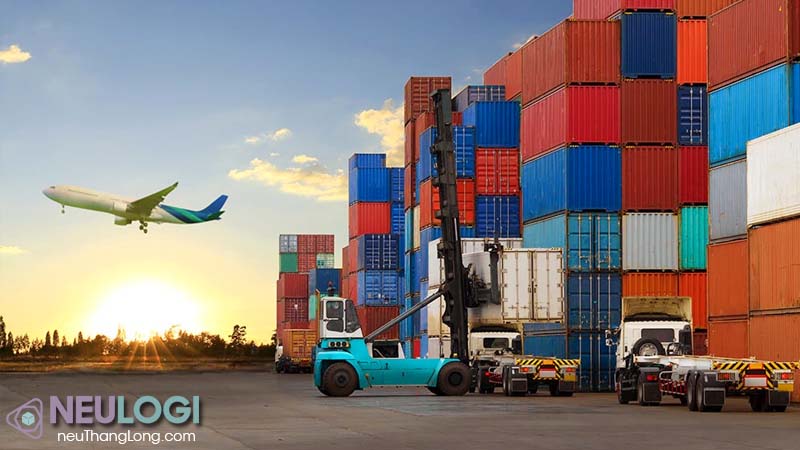 Đóng góp quan trọng của thùng hàng trong xuất nhập khâỉ trên thế giới