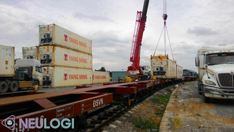 Lựa chọn đơn vị vận chuyển hàng bằng container lạnh uy tín